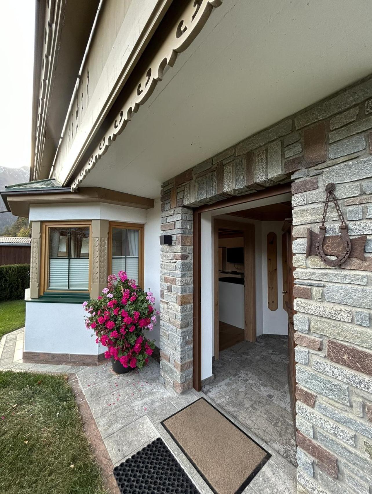 Haus Am Sonnenhang Finkenberg Exterior photo