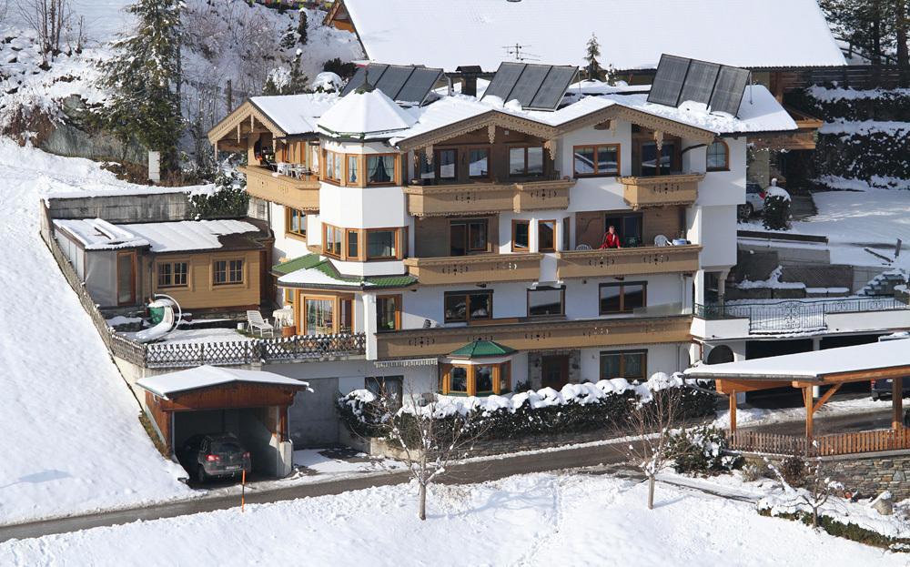 Haus Am Sonnenhang Finkenberg Exterior photo